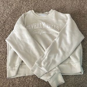 Sweatshirt